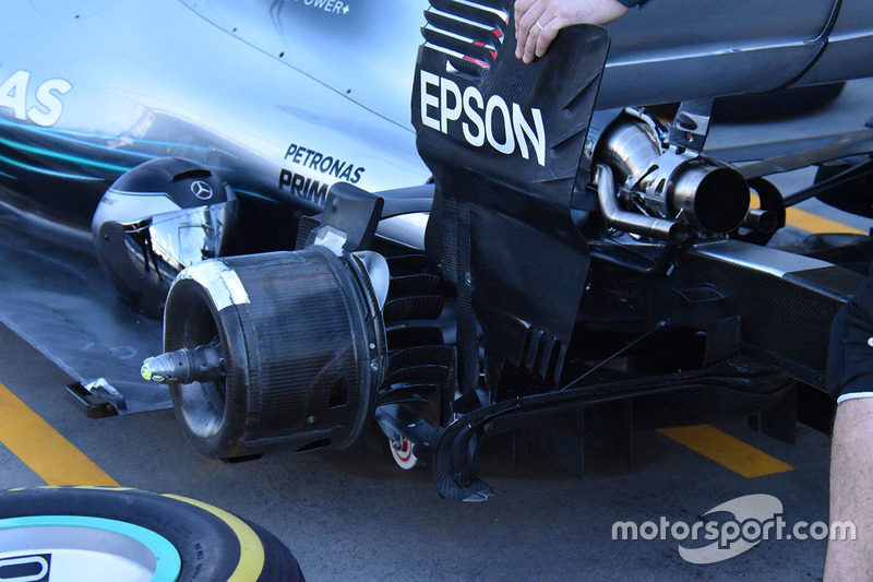 Детали задней части Mercedes F1 W09
