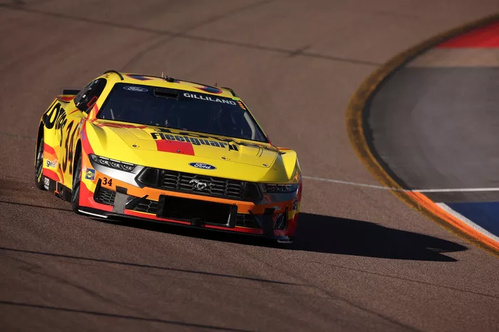 Todd Gilliland, Front Row Motorsports Ford