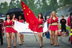 Chinese F4 Grid Girl