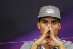 Pascal Wehrlein, Manor Racing en la Conferencia de prensa FIA