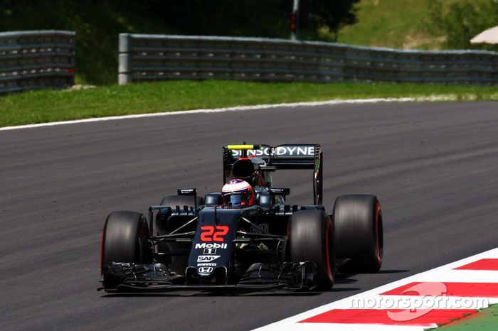 Jenson Button, McLaren MP4-31