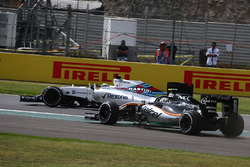 Феліпе Масса, Williams Martini Racing FW38, Серхіо Перес, Force India F1 VJM09