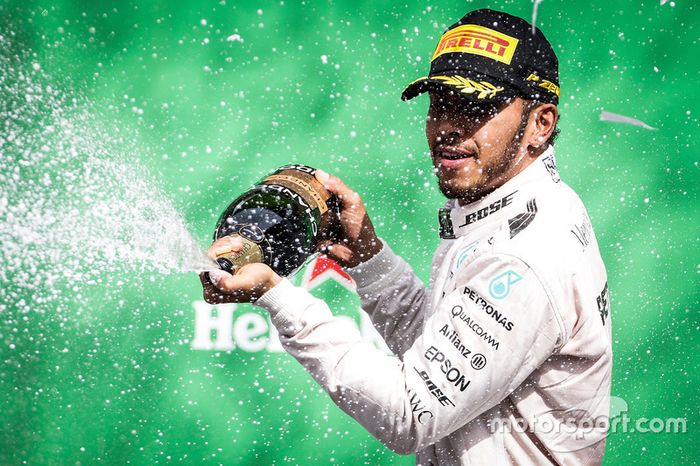 Una semana después, repetía en México