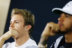 Basın toplantısı: Lewis Hamilton, Mercedes AMG ve Nico Rosberg, Mercedes AMG