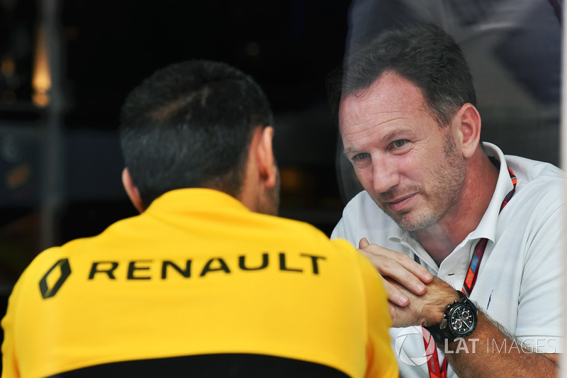 Christian Horner, teambaas Red Bull Racing en Cyril Abiteboul, Renault Sport F1 Managing Director