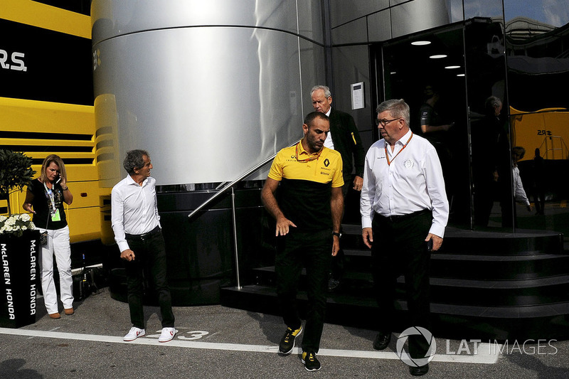 Jerome Stoll, Director of Renault Sport F1, Alain Prost, Renault Sport F1 Team Special Advisor, Cyril Abiteboul, Renault Sport F1 Managing Director and Ross Brawn, Formula One Managing Director of Motorsports at the McLaren motorhome