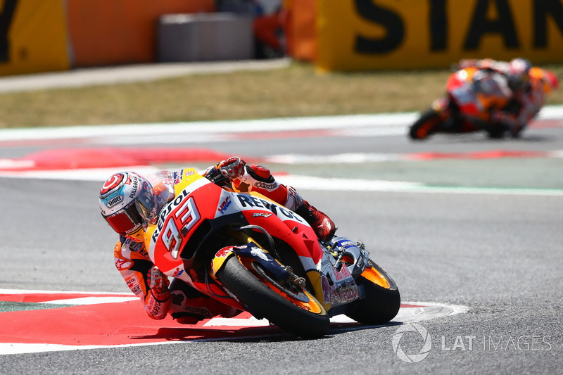 Les pilotes Honda négocient la dernière chicane