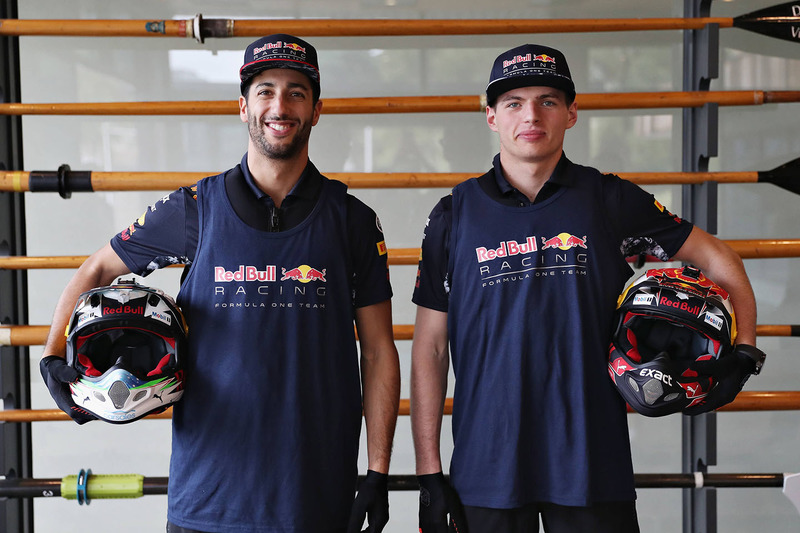 Daniel Ricciardo, Red Bull Racing; Max Verstappen, Red Bull Racing