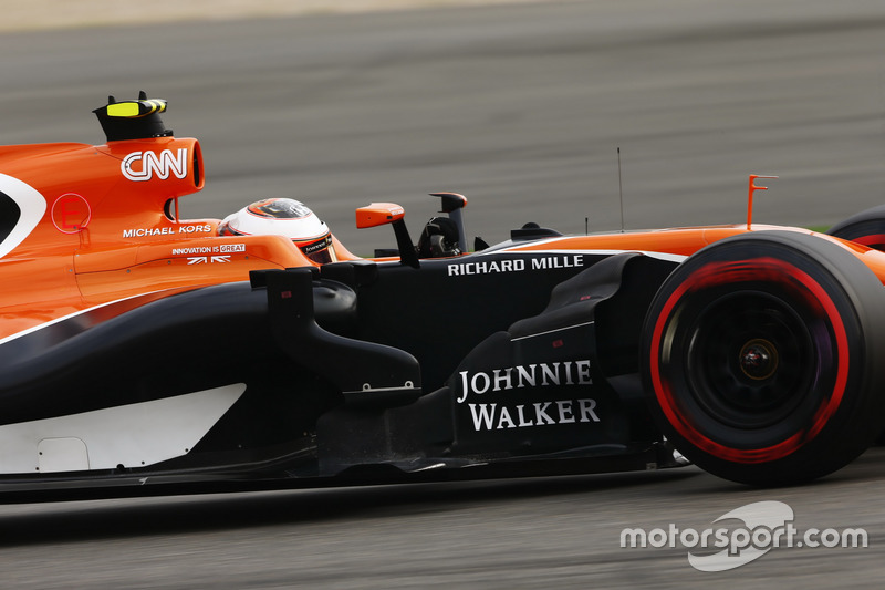 19 місце — Стоффель Вандорн, McLaren. Умовний бал — 2,696