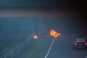 #160 Teichmann Racing KTM X-BOW GTX: Georg Griesemann, Maik Rönnefarth, Yves Volte, Felix von der Laden se incendia 