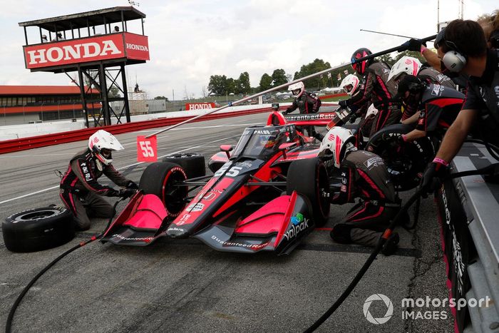 Alex Palou,  Dale Coyne Racing with Team Goh Honda, pit stop