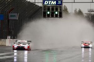 Robert Kubica, Orlen Team ART, BMW M4 DTM, Sheldon van der Linde, BMW Team RBM, BMW M4 DTM