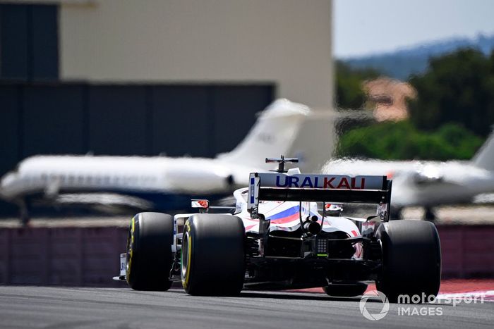 Nikita Mazepin, Haas VF-21