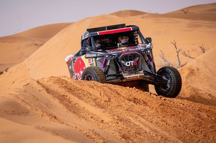 #301 Red Bull Off-Road Team USA: Cristina Gutierrez, Francois Cazalet