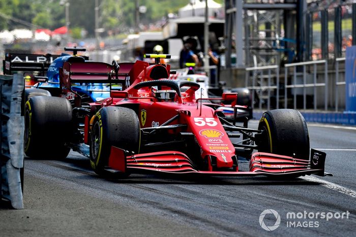Carlos Sainz Jr., Ferrari SF21