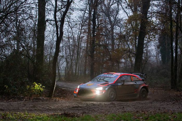 Dani Sordo, Carlos Del Barrio, Hyundai Motorsport Hyundai i20 Coupe WRC