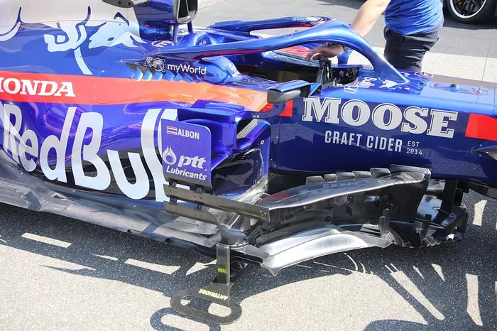 Toro Rosso STR14 