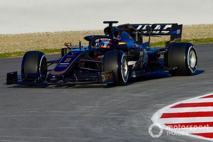 Romain Grosjean, Haas F1 Team VF-19 Ferrari. 