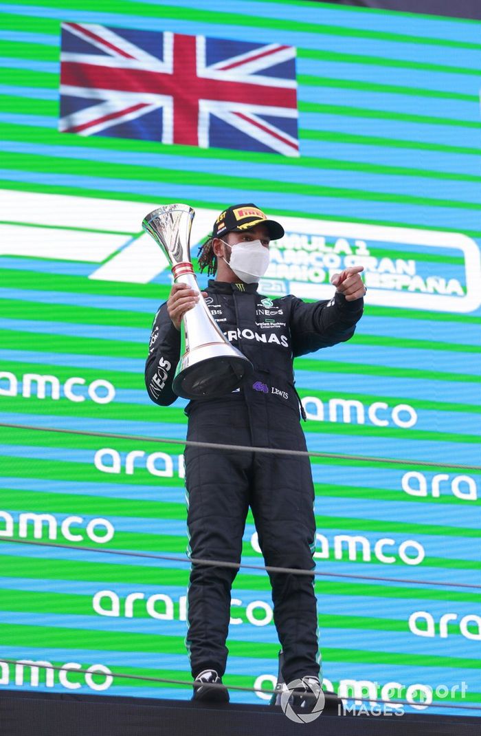 Podio : ganador de la carrera Lewis Hamilton, Mercedes