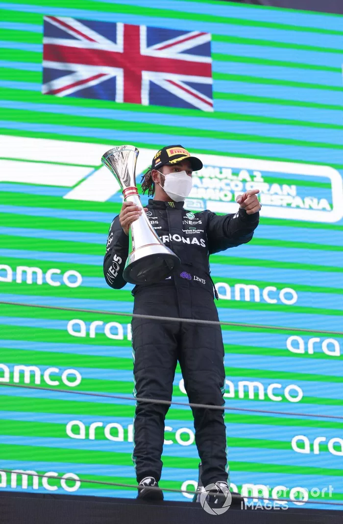 Podio : ganador de la carrera Lewis Hamilton, Mercedes