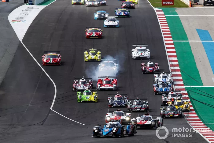 Salida de las 8 horas de Portimao del WEC 2021
