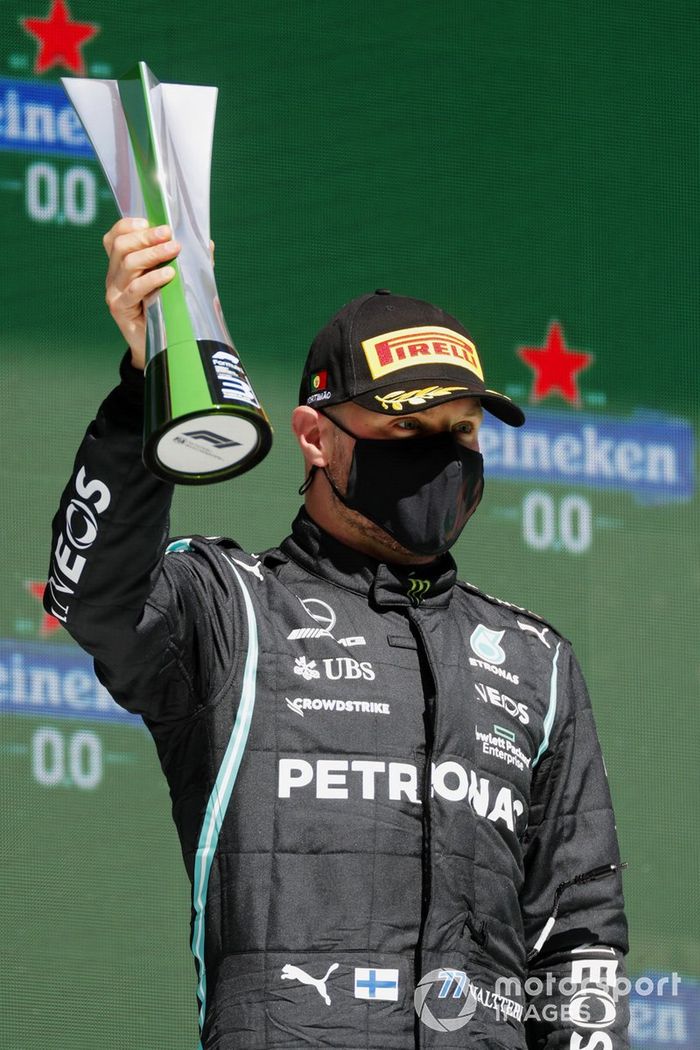 Podio: tercer lugar Valtteri Bottas, Mercedes