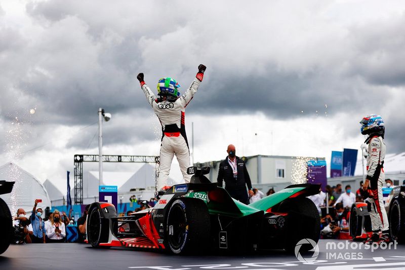 Ganador Lucas Di Grassi, Audi Sport ABT Schaeffler celebra en Parc Ferme