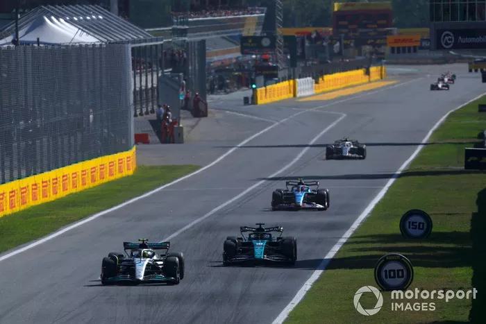 Lewis Hamilton, Mercedes W13, Lance Stroll, Aston Martin AMR22, Esteban Ocon, Alpine A522, Yuki Tsunoda, AlphaTauri AT03