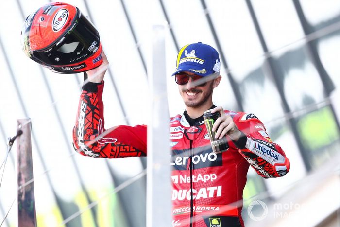 Podio: ganador Francesco Bagnaia, Ducati Team