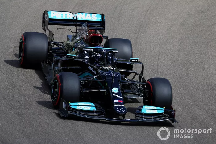 Lewis Hamilton, Mercedes W12