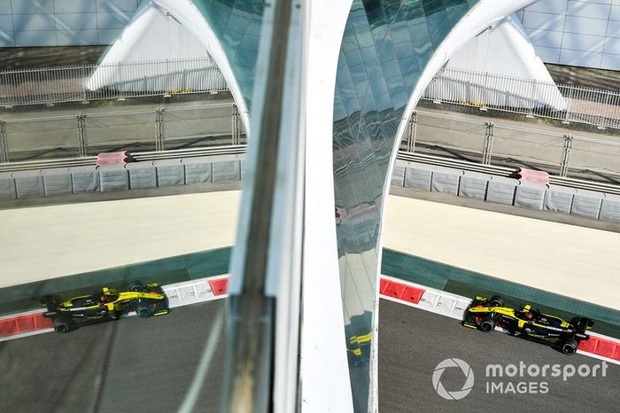 Esteban Ocon, Renault R.S. 19 