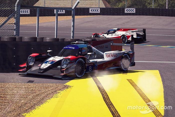 #8 Toyota Gazoo Racing Oreca 07 LMP2: Sebastien Buemi, Brendon Hartley, Kenta Yamashita, Yuri Kasdorp, crash