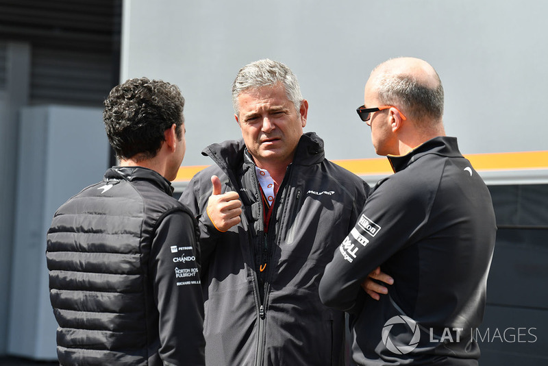 Gil De Ferran, McLaren ve Simon Roberts, McLaren