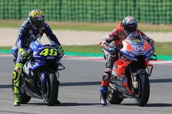 Valentino Rossi, Yamaha Factory Racing, Andrea Dovizioso, Ducati Team