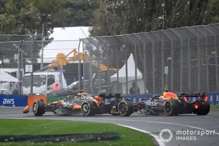 Oscar Piastri, McLaren, Max Verstappen, Red Bull Racing