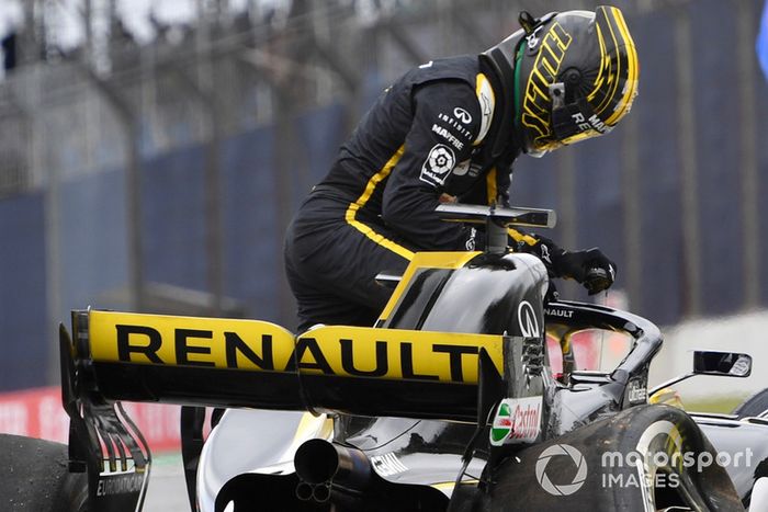 Nico Hulkenberg, Renault Sport F1 Team R.S. 18 choca en la PL2