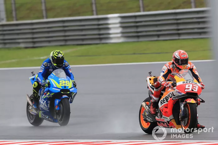 Marc Marquez, Repsol Honda Team, Andrea Iannone, Team Suzuki MotoGP