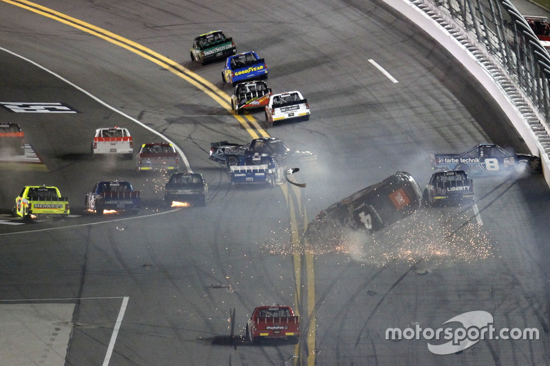 Crash de Christopher Bell, Kyle Busch Motorsports Toyota