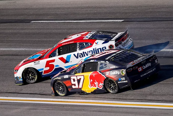 Kyle Larson, Hendrick Motorsports, Shane van Gisbergen, Trackhouse Racing