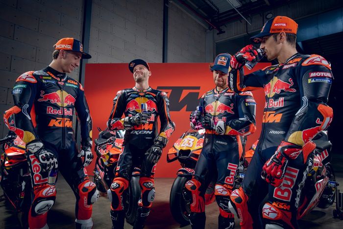 Pedro Acosta, Red Bull KTM Factory Racing, Brad Binder, Red Bull KTM Factory Racing, Enea Bastianini, Red Bull KTM Tech 3, Maverick Viñales, Red Bull KTM Tech 3
