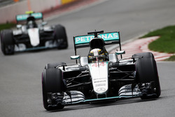 Льюис Хэмилтон, Mercedes AMG F1 W07 Hybrid
