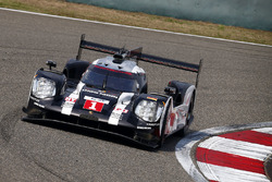 #1 Porsche Team, Porsche 919 Hybrid: Timo Bernhard, Mark Webber, Brendon Hartley