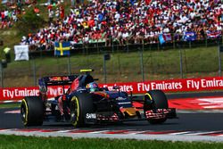 Carlos Sainz Jr, Scuderia Toro Rosso STR11