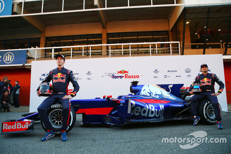 Daniil Kvyat, Carlos Sainz, Scuderia Toro Rosso STR12