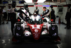 #6 Toyota Racing Toyota TS050 Hybrid: Стефан Сарразан, Майк Конвей, Камуі Кобаясі