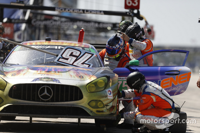 #75 SunEnergy1 Racing Mercedes AMG GT3: Boris Said, Tristan Vautier, Kenny Habul, Pit stop
