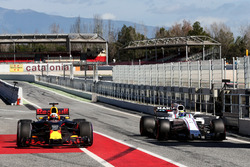 Даніель Ріккардо, Red Bull Racing RB13, Феліпе Масса, Williams FW40