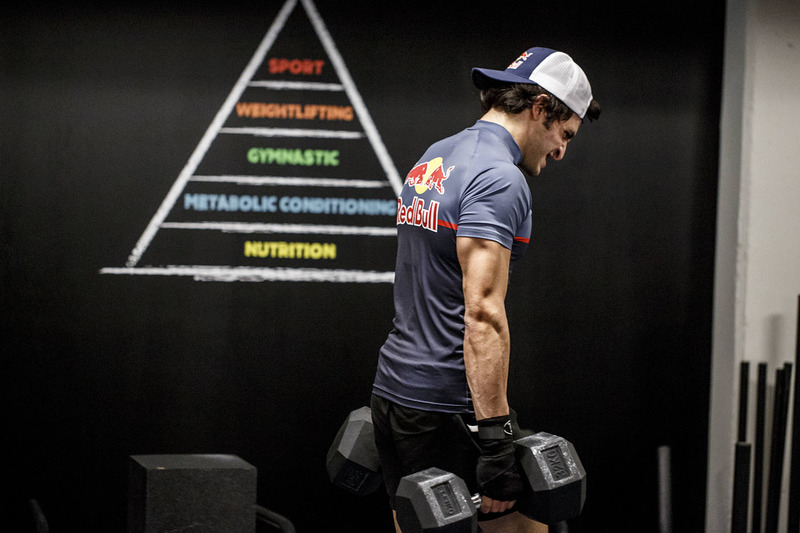 Carlos Sainz Jr., Scuderia Toro Rosso, durante l'allenamento