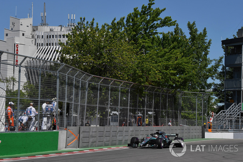Льюіс Хемілтон, Mercedes-AMG F1 W09