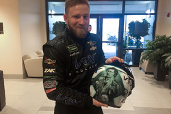 Jeffrey Earnhardt, StarCom Racing Chevrolet with his helmet